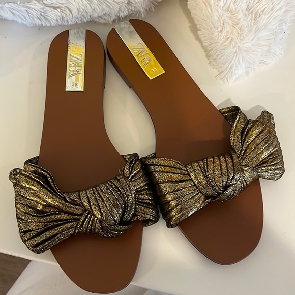 Zara Gold Bow sandals